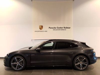 Grå Begagnad 2023 Porsche Taycan Cross Turismo Sedan | 1 721 100 kr