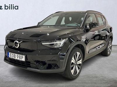 Svart Begagnad 2022 Volvo XC40 Core SUV | 324 900 kr (Lite dyr)