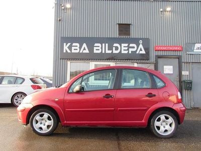 Röd Begagnad 2005 Citroën C3 Halvkombi | 18 900 kr (Marknadspris)