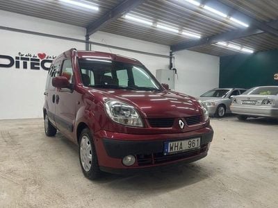 Begagnad Renault Kangoo 95 HK (69 kW) 2005 Röd Minibuss