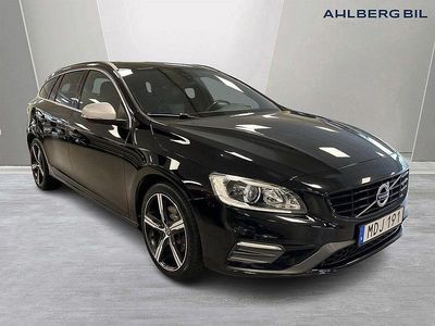 Svart Begagnad 2017 Volvo V60 R-Design Kombi | 179 500 kr (Marknadspris)