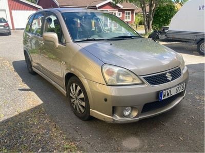 Suzuki Liana