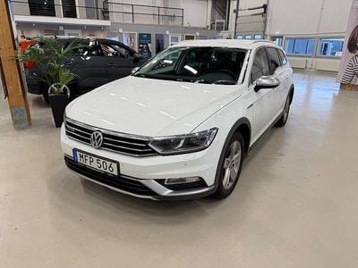 Vit Begagnad 2015 VW Passat Alltrack Kombi | 189 000 kr (Lite dyr)
