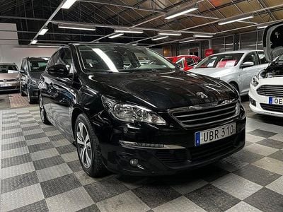 Svart Begagnad 2016 Peugeot 308 Active Halvkombi | 89 000 kr (Marknadspris)