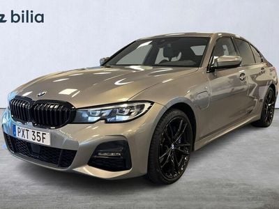 BMW 330e