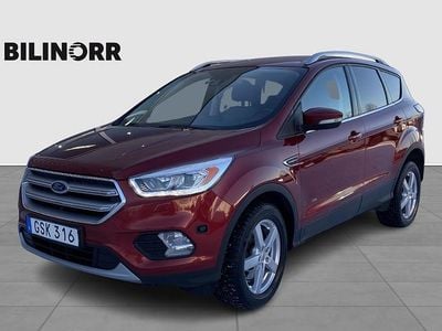 Röd Begagnad 2016 Ford Kuga SUV | 139 900 kr (Lite dyr)