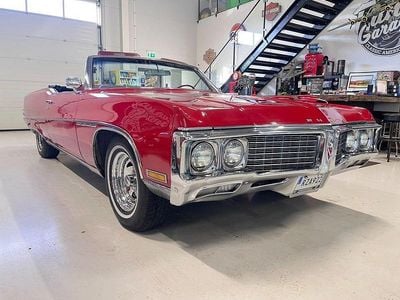 Röd Begagnad 1970 Buick Electra 225 Cab | 229 000 kr