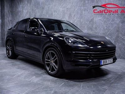 Svart Begagnad 2022 Porsche Cayenne Sport SUV | 749 800 kr