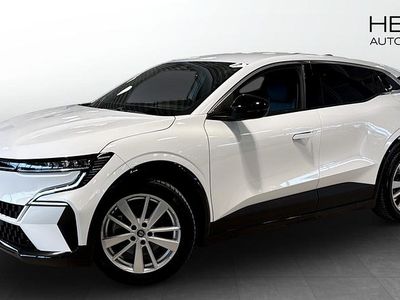 Begagnad Renault Megane E-Tech Techno 160 kW (218 HK) 2022 Vit Halvkombi