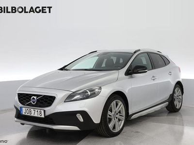 Silver Begagnad 2016 Volvo V40 CC Momentum Kombi | 199 800 kr