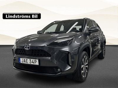 Mörkgrå Begagnad 2023 Toyota Yaris Cross Active SUV | 269 000 kr (Marknadspris)