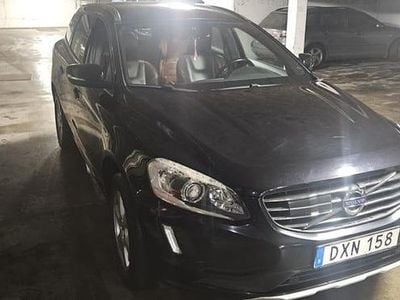 Begagnad 2015 Volvo XC60 SUV | 175 000 kr