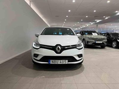 Vit Begagnad 2018 Renault Clio IV Halvkombi | 119 500 kr (Lite dyr)
