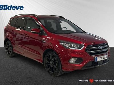 Röd Begagnad 2018 Ford Kuga ST-Line SUV | 219 900 kr (Dyr)