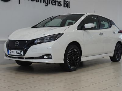 Okänd Begagnad 2023 Nissan Leaf Acenta Halvkombi | 239 900 kr (Marknadspris)