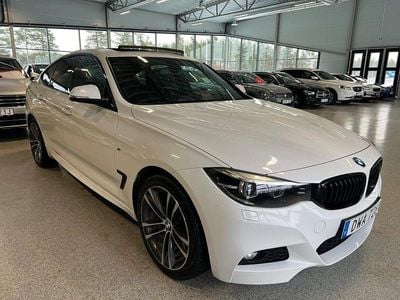 Vit Begagnad 2019 BMW 320 Gran Turismo M Sport Kombi | 174 900 kr