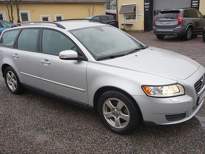 Grå Begagnad 2007 Volvo V50 Kinetic Kombi | 69 900 kr (Dyr)