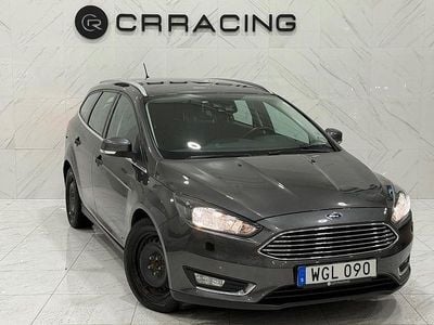 Grå Begagnad 2015 Ford Focus Titanium Kombi | 69 900 kr (Bra pris)
