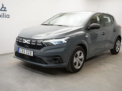Grå Begagnad 2022 Dacia Sandero Essentiel Halvkombi | 129 900 kr (Marknadspris)
