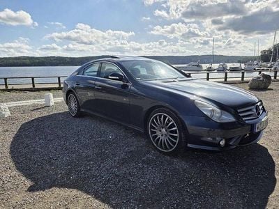 Blå Begagnad 2006 Mercedes CLS55 AMG AMG Sportkupé | 179 000 kr