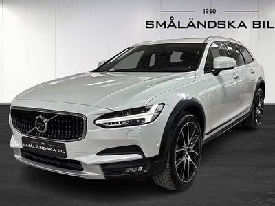 Vit Begagnad 2018 Volvo V90 CC Inscription Kombi | 299 000 kr (Superpris)