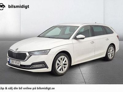 Vit Begagnad 2022 Skoda Octavia Style Kombi | 288 900 kr (Dyr)