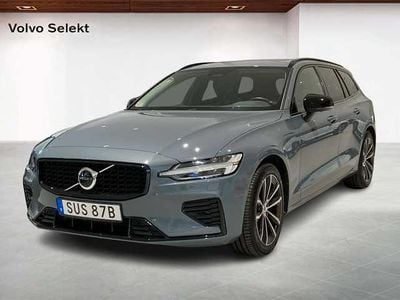 Grå Begagnad 2023 Volvo V60 Kombi | 419 000 kr (Dyr)