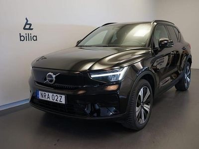 Svart Begagnad 2022 Volvo XC40 Core SUV | 299 500 kr