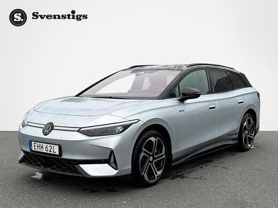 Silver Begagnad 2025 VW ID.7 GTX Kombi | 558 900 kr (Bra pris)