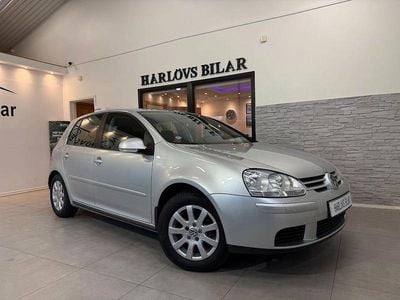 Begagnad VW Golf VI United 102 HK (75 kW) 2009 Silver Halvkombi