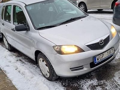 Begagnad Mazda 2 75 HK (55 kW) 2004 Halvkombi