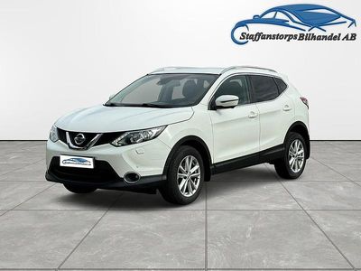 Vit Begagnad 2015 Nissan Qashqai 360º SUV | 104 500 kr (Marknadspris)