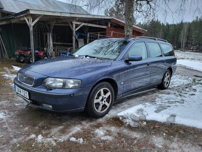 Begagnad 2004 Volvo V70 Kombi | 19 500 kr (Marknadspris)