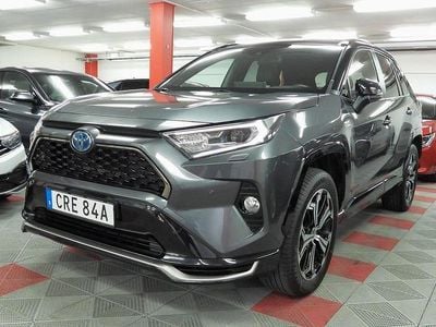 Grå Begagnad 2021 Toyota RAV4 Style SUV | 379 500 kr (Marknadspris)