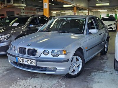 Begagnad BMW 316 Advantage 116 HK (85 kW) 2003 Silver Halvkombi