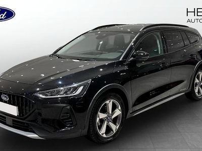 Svart Begagnad 2023 Ford Focus Active Kombi | 214 900 kr (Marknadspris)