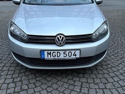Begagnad 2012 VW Golf VII Halvkombi | 47 500 kr (Marknadspris)