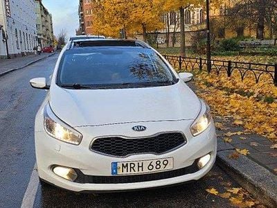 Vit Begagnad 2015 Kia Ceed Sportswagon Comfort Kombi | 66 000 kr (Marknadspris)