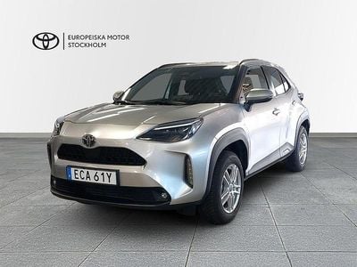 Silver Begagnad 2025 Toyota Yaris Cross Active SUV | 314 900 kr (Lite dyr)