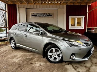 Grå Begagnad 2012 Toyota Avensis Business Edition Kombi | 79 500 kr (Marknadspris)