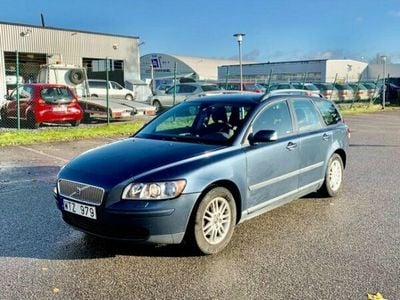 Blå Begagnad 2005 Volvo V50 Kombi | 29 900 kr (Marknadspris)