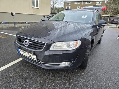 Metallic Begagnad 2015 Volvo V70 Kombi | 129 000 kr (Marknadspris)