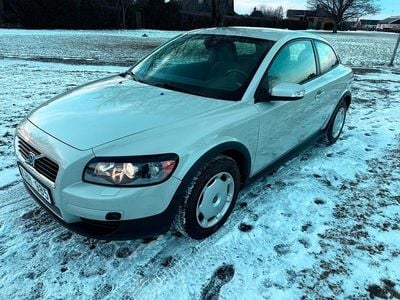Begagnad Volvo C30 125 HK (91 kW) 2007 Vit metallic Halvkombi