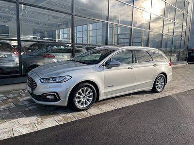 begagnad Ford Mondeo TITANIUM HEV KOMBI 2.0 HYBRID 187HK AUT, V-HJUL,