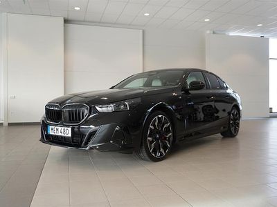 Ny BMW 550e Efficient Dynamics 313 HK (230 kW) 2025 Okänd Sedan