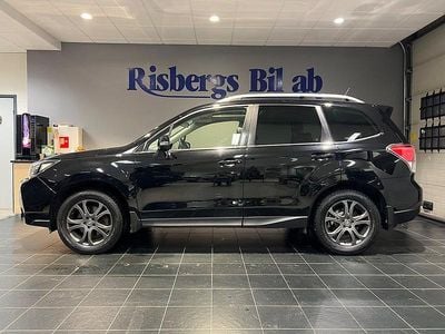 Svart Begagnad 2017 Subaru Forester SUV | 204 900 kr (Marknadspris)