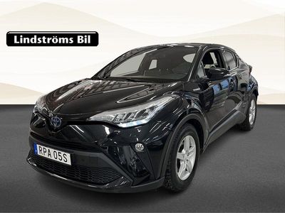 Svart Begagnad 2021 Toyota C-HR Executive SUV | 264 900 kr (Marknadspris)