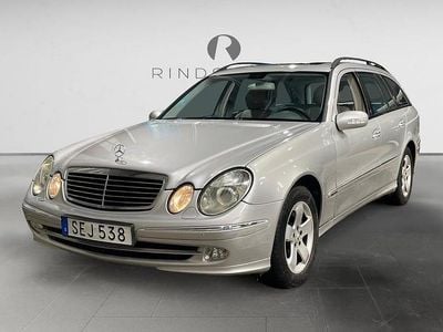 Begagnad Mercedes E320 Avantgarde 204 HK (150 kW) 2004 Silver Kombi