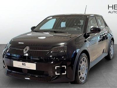 Svart Ny 2025 Renault 5 E-Tech Evolution Halvkombi | 355 800 kr