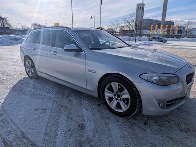 Begagnad BMW 535 306 HK (225 kW) 2012 Grå metallic Kombi
